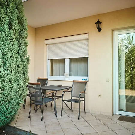 Apartmanhaz Balatonlelle
