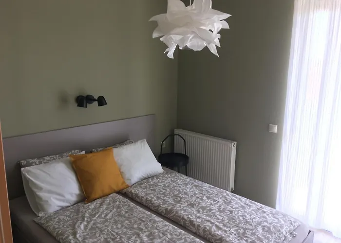 Apartmanhaz Lägenhet