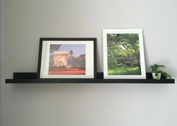 Apartmanhaz Lägenhet *